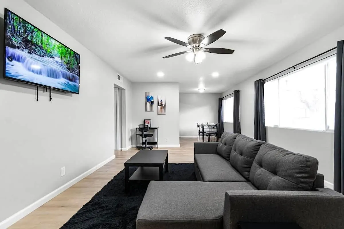 Gorgeous Two Bedroom Sleeps 6! Close To Strip! Las Vegas 0*,  USA